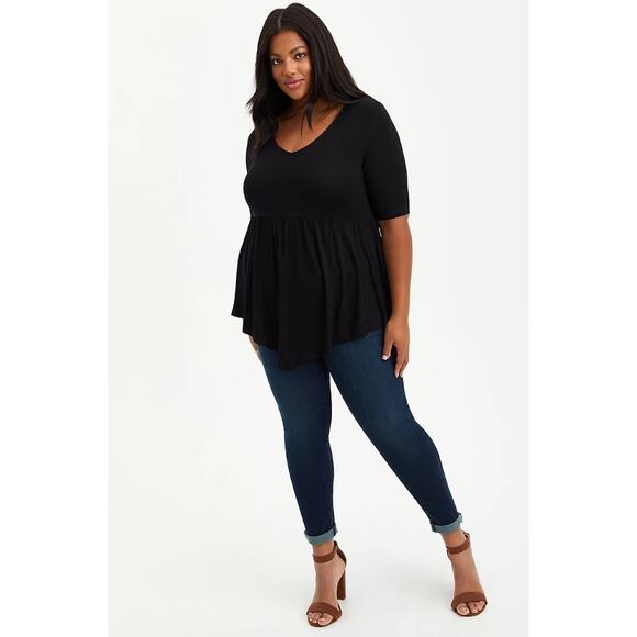 Torrid Women's 6X Super Soft Knit Babydoll Tee ~ Black Scoop Neck Relaxed Top - Picture 8 of 10